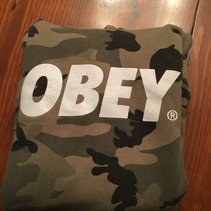 Obey camp sweatshirt
